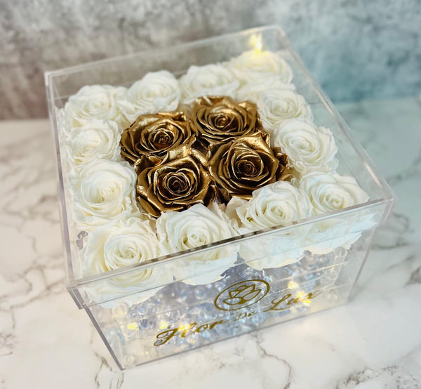 Medium Acrylic Square Box - Preserved Roses - Flor De Lux