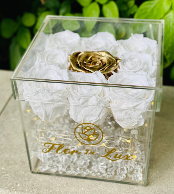 Small Acrylic Square Box - Preserved Roses - Flor De Lux